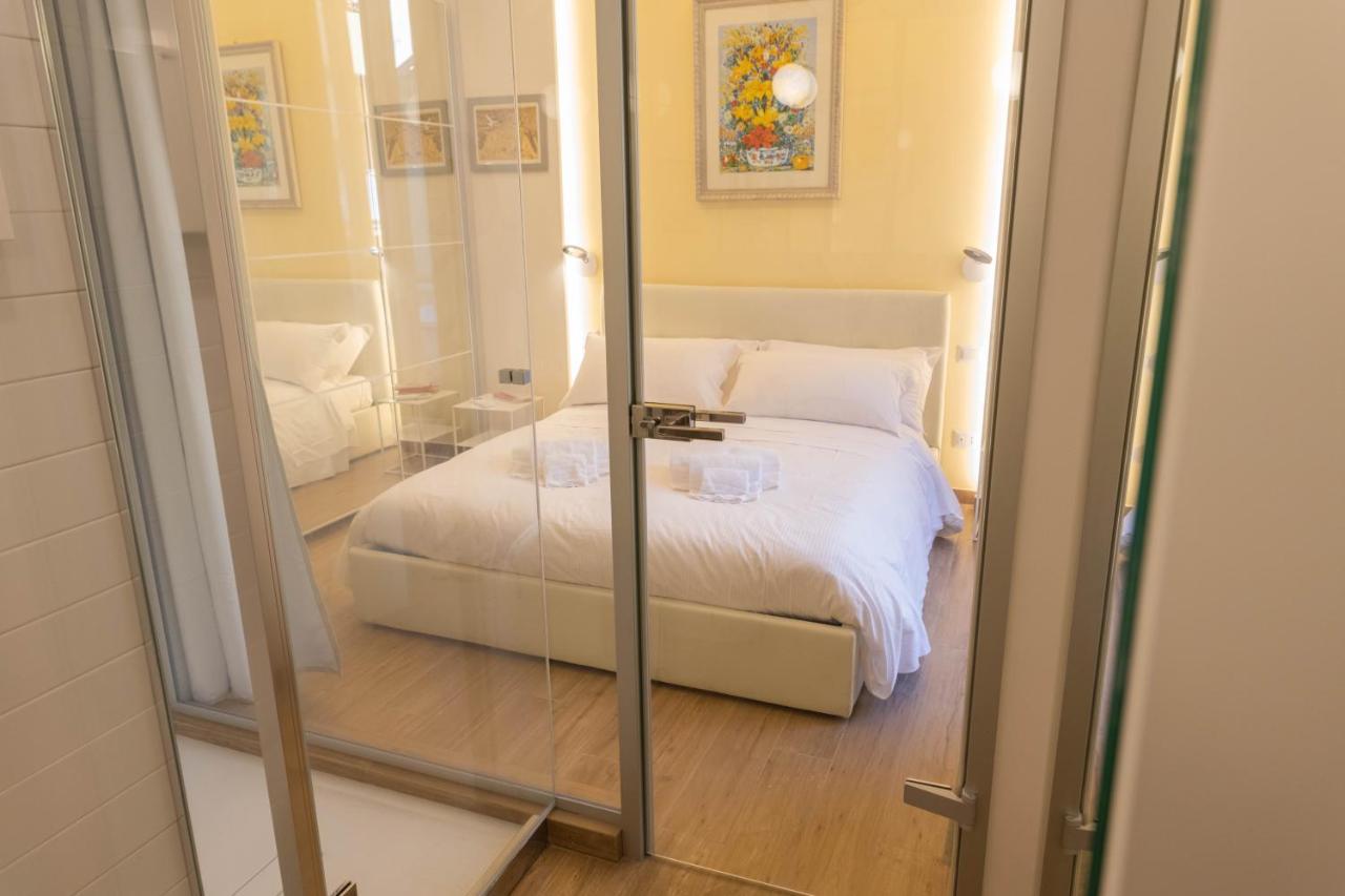 Colosseo Brightful Apartment With Rooftop Рим Екстериор снимка