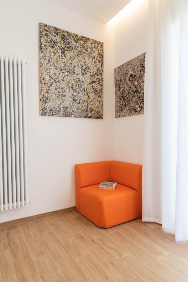 Colosseo Brightful Apartment With Rooftop Рим Екстериор снимка
