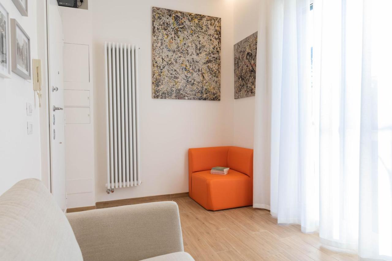 Colosseo Brightful Apartment With Rooftop Рим Екстериор снимка