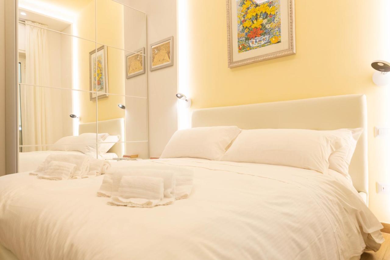 Colosseo Brightful Apartment With Rooftop Рим Екстериор снимка