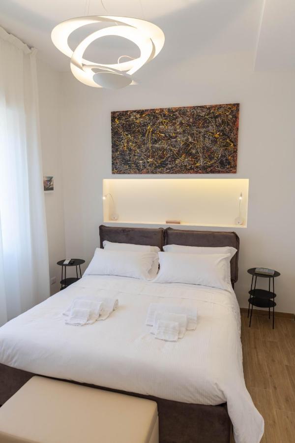Colosseo Brightful Apartment With Rooftop Рим Екстериор снимка
